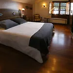 Casa De Aldea La Pumariega Bed & Breakfast 4*