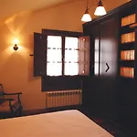 Casa De Aldea La Pumariega Bed & Breakfast