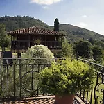 Casa De Aldea La Pumariega Bed & Breakfast 4*