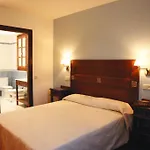 Bed & Breakfast Casa De Aldea La Pumariega