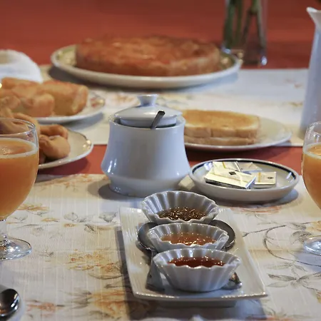 Casa De Aldea La Pumariega