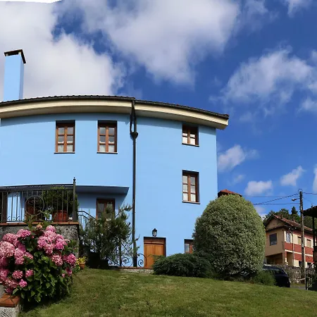 Casa De Aldea La Pumariega 4*