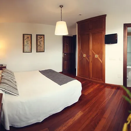 Casa De Aldea La Pumariega Alojamento de Acomodação e Pequeno-almoço 4*