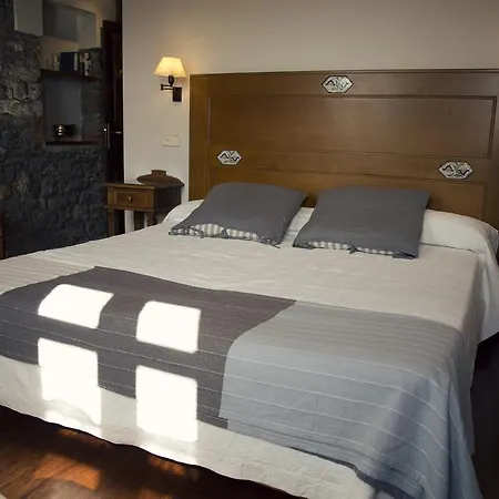 Casa De Aldea La Pumariega Pensión 3*
