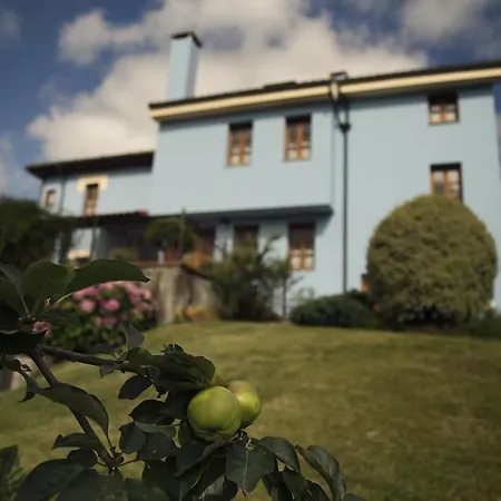 Casa De Aldea La Pumariega Pensión 3*