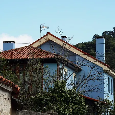 Pensión Casa De Aldea La Pumariega Caces