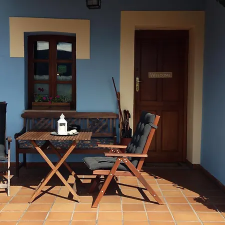 Pensión Casa De Aldea La Pumariega Caces