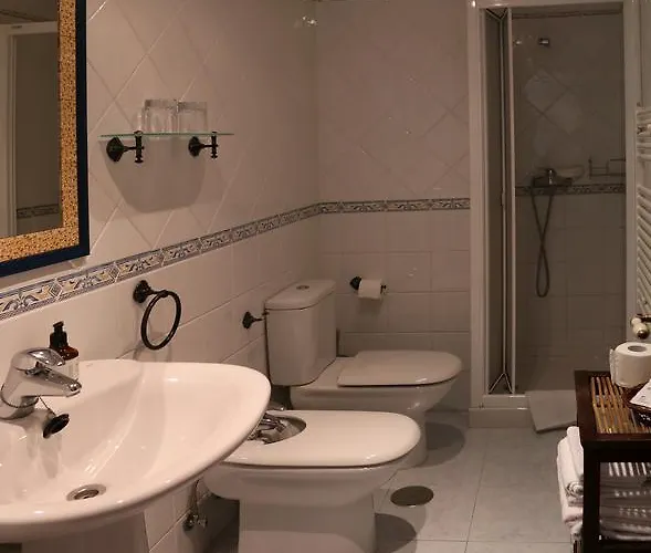 Casa De Aldea La Pumariega