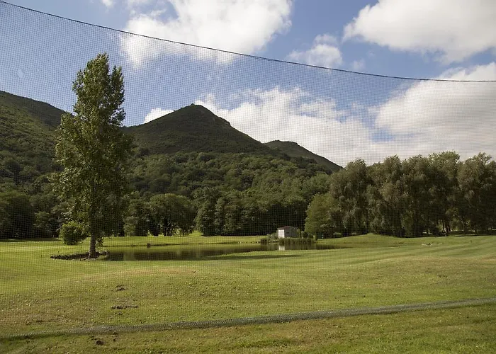 Nocleg ze śniadaniem Casa De Aldea La Pumariega 4*